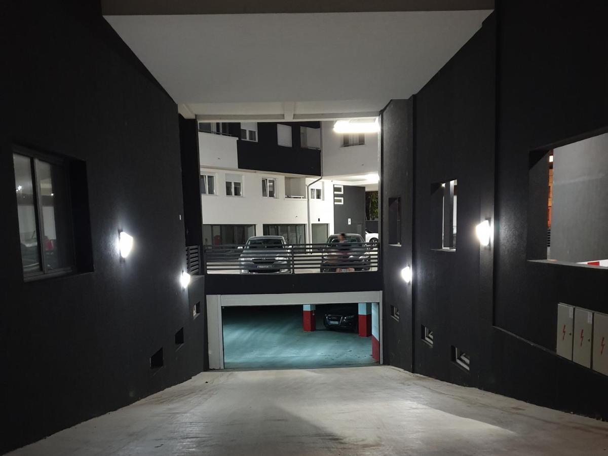 House Of Mac Apartments Nis Exterior photo